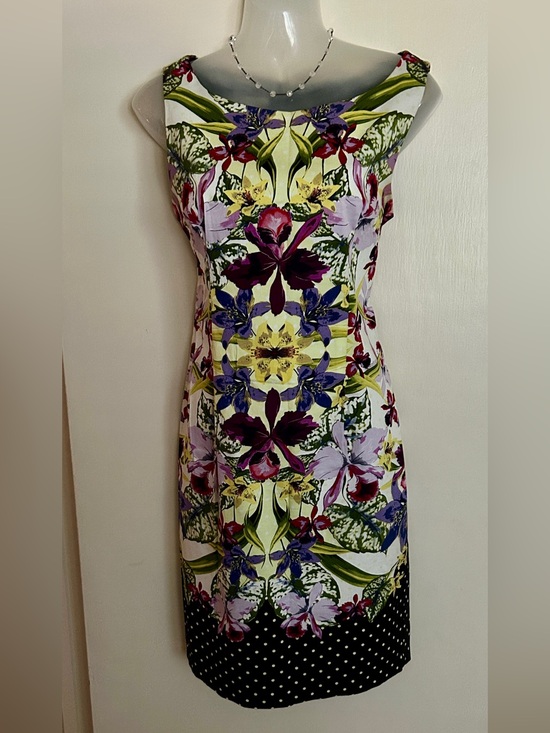London Times Dresses & Skirts - London Times Floral Shift Sleeveless Dress in Yellow, Purple, Green, Black